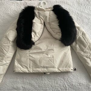 Aquascutum London Cream Jacket with Black Fox Fur Trim XS